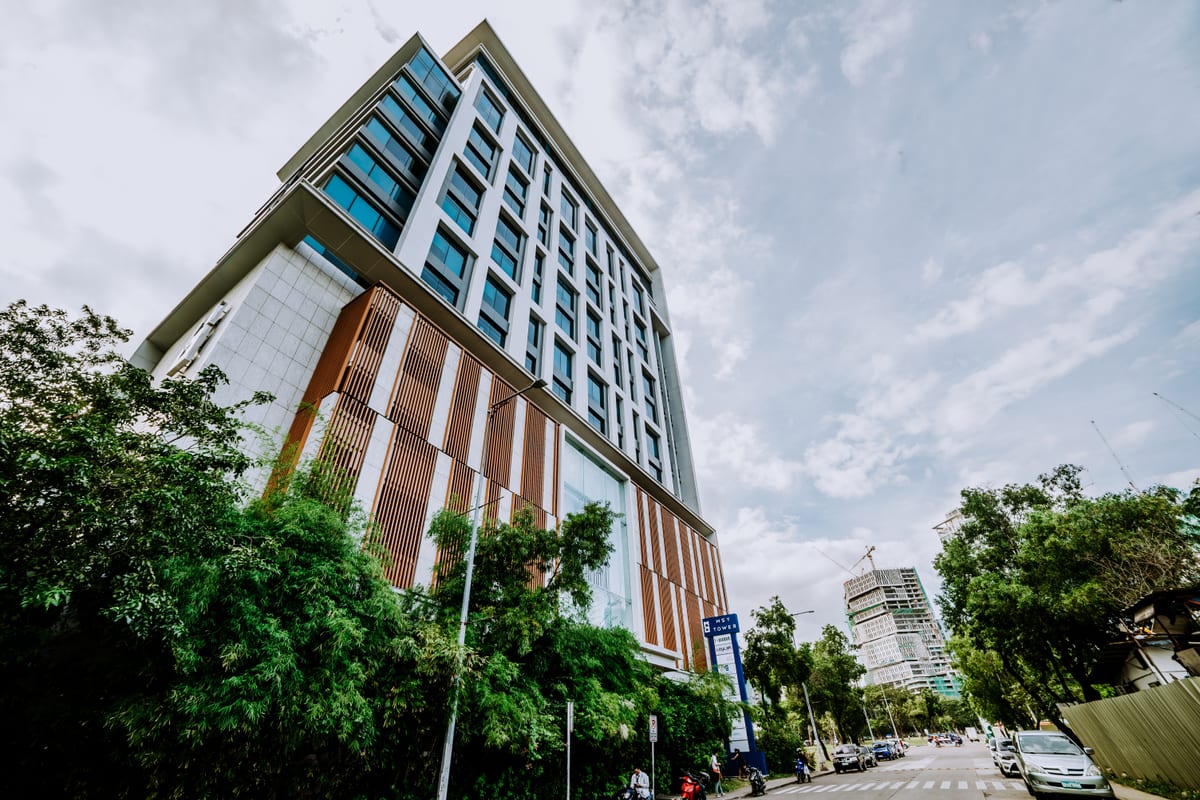 Modern Philippine business district representing Cebu IT Park operations